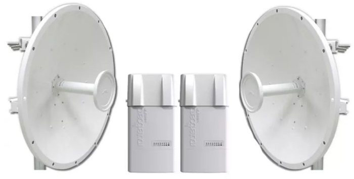 Enlace-Punto-A-Punto-5ghz-30km-Mikrotik-Basebox5-Dish-30dbi